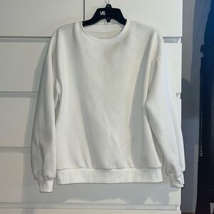 Women’s white crew neck sweatshirt